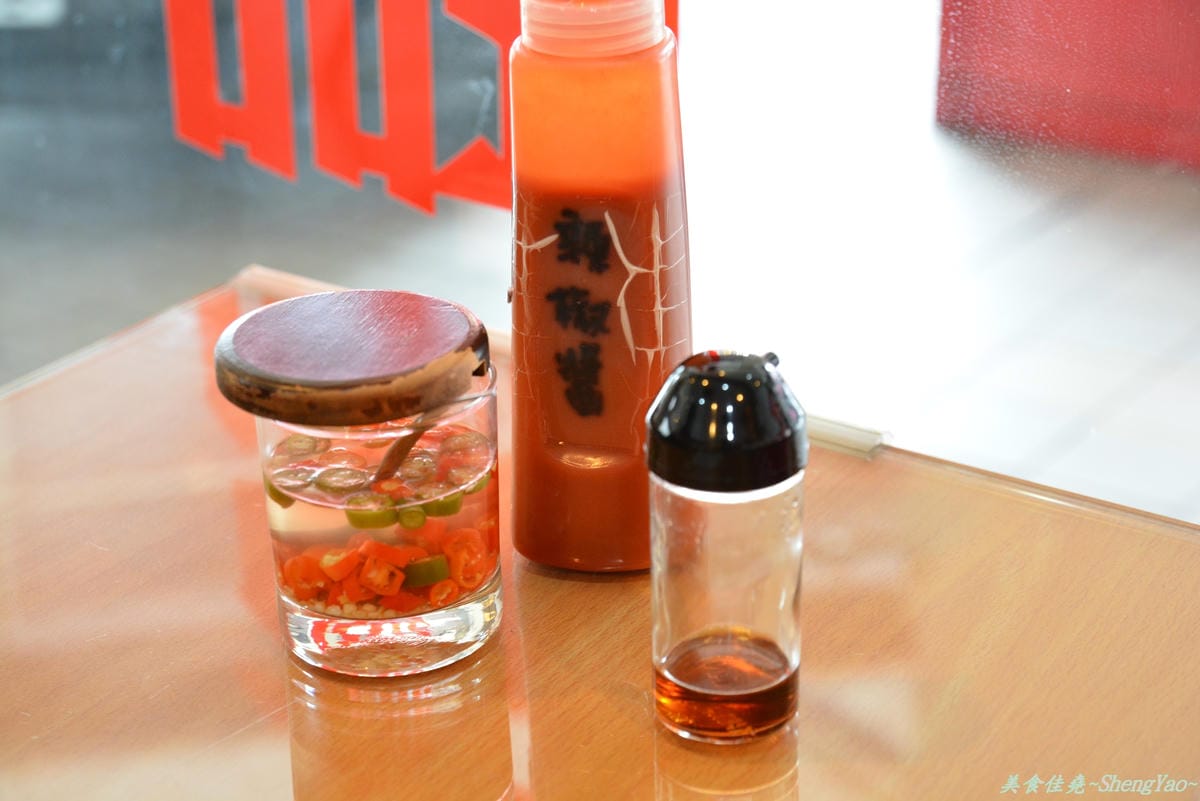 [台中西區]小西貢越南小吃 – 當酸辣過癮的越南小吃配上甜蜜順口的冰滴咖啡