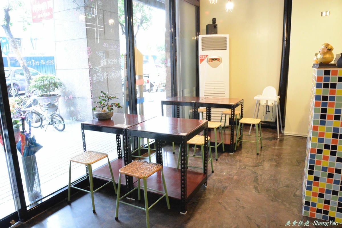 [台中南屯]杯子田 – 餐點不俗,風格特別又獨具意義的愛心餐廳。