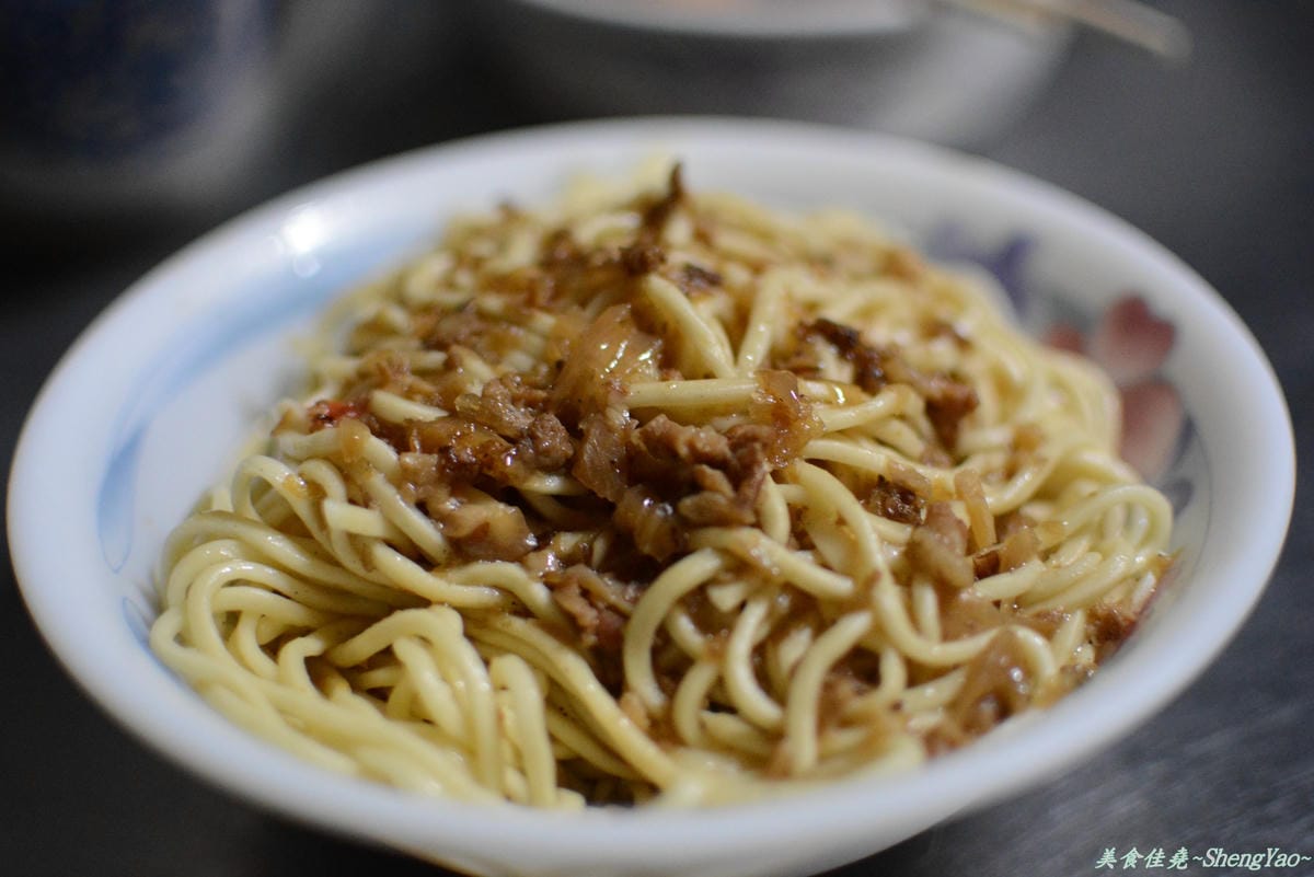 [台中龍井]金石鎖印炒麵 – 凌晨4點開賣、晚一點來就賣光吃不到的傳說級炒麵