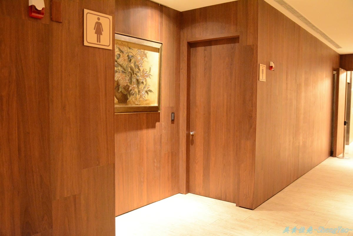 [台中西區]金典酒店”栢麗廳”活龍蝦吃到飽(限時特價到3/31) – 大部分都吃過,完整分析。(已歇業)