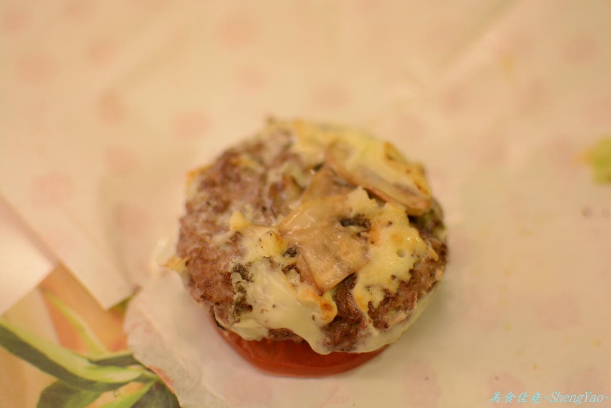 [台中西區]D&A burger store – 結合速食店手搖茶飲店,高級版的麥當勞。(已歇業)