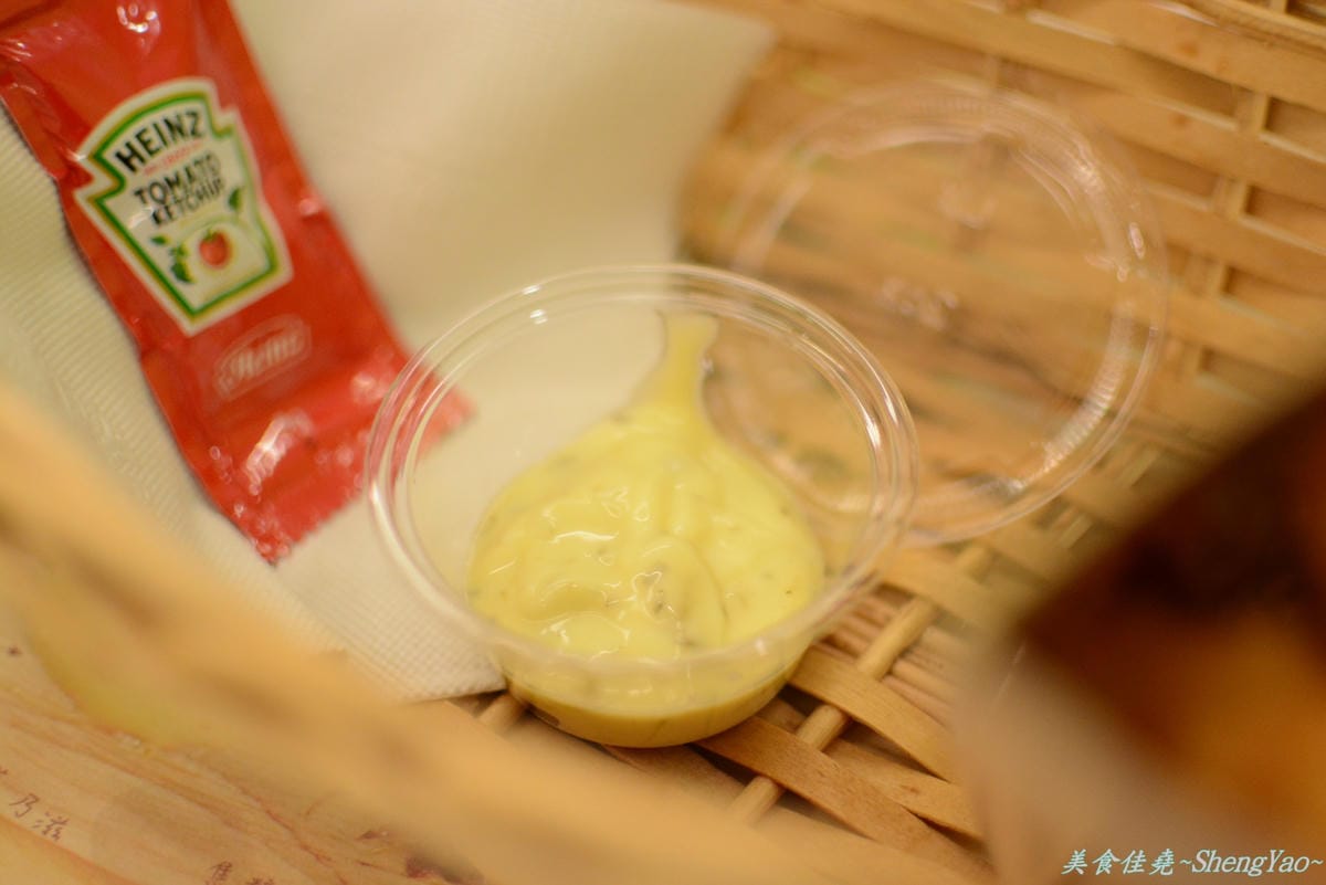 [台中西區]D&A burger store – 結合速食店手搖茶飲店,高級版的麥當勞。(已歇業)