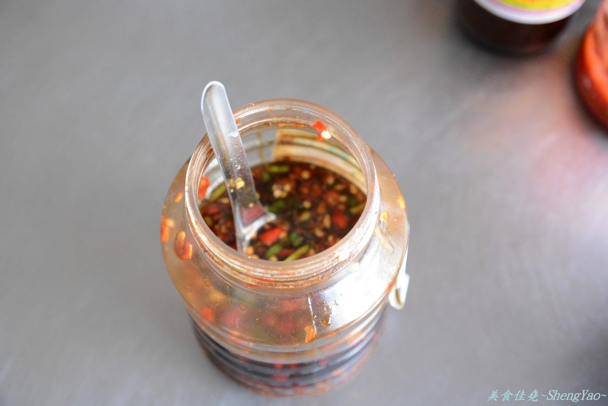 [台中梧棲]大庄魯肉飯担仔麵 – Q軟滑嫩的肥魯肉、香而不鹹的魯汁梧棲賣了20多年的好吃魯肉飯。