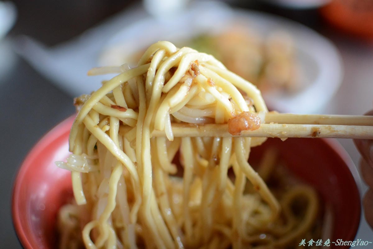 [台中梧棲]大庄魯肉飯担仔麵 – Q軟滑嫩的肥魯肉、香而不鹹的魯汁梧棲賣了20多年的好吃魯肉飯。