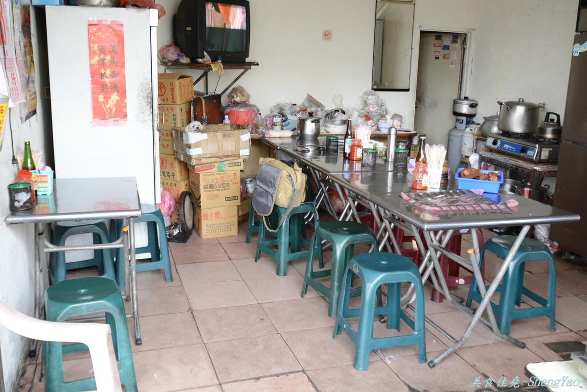 [台中梧棲]大庄魯肉飯担仔麵 – Q軟滑嫩的肥魯肉、香而不鹹的魯汁梧棲賣了20多年的好吃魯肉飯。