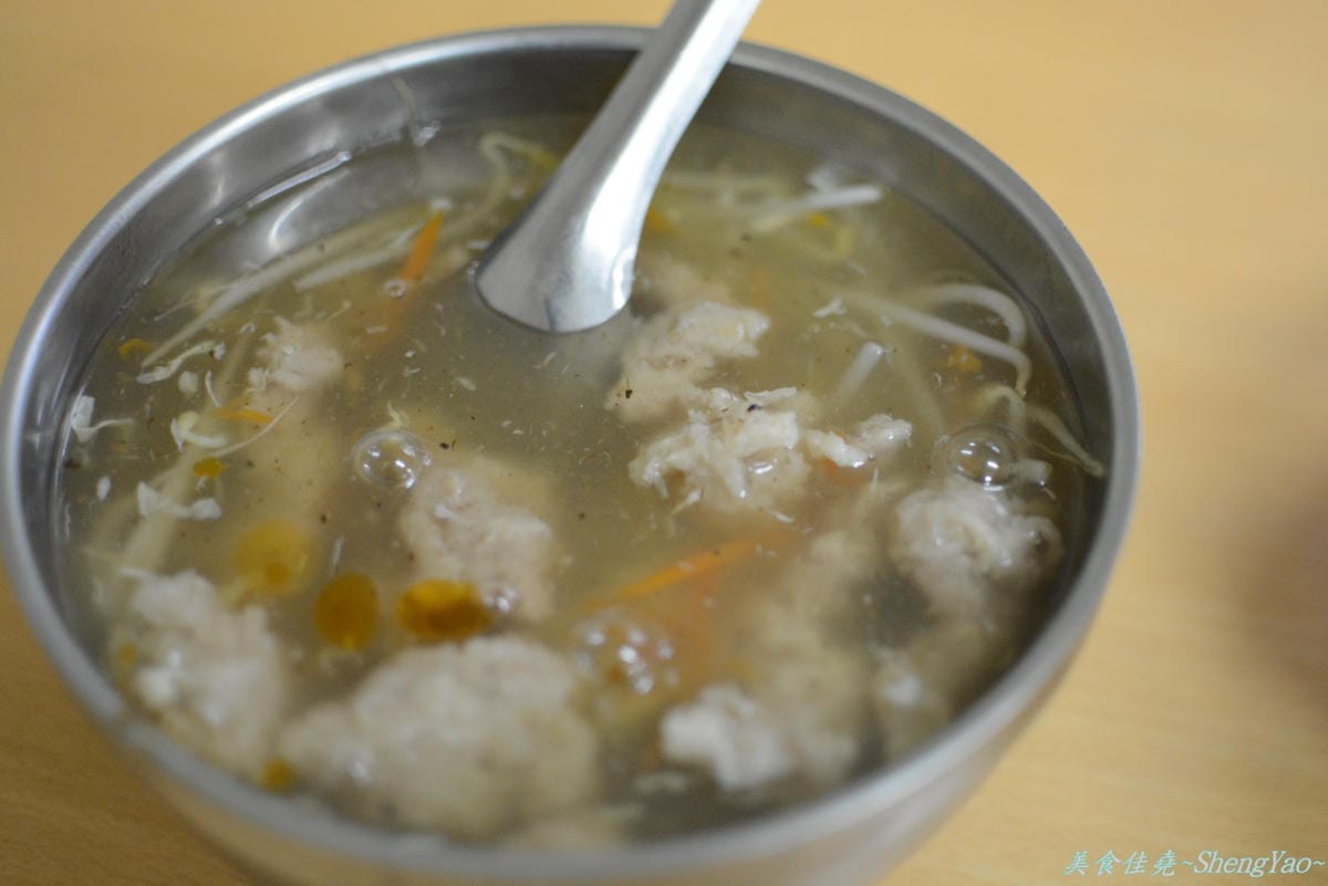 [台中梧棲]大庄臭豆腐 – 外酥內軟的臭豆腐還不錯吃且便宜。