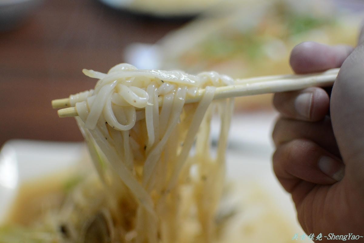 [台中沙鹿]珍緣小吃店 – 便宜好吃的道地越南小吃,大推越式法國麵包。(已歇業)