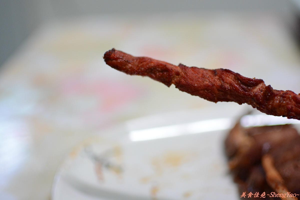 [台中沙鹿]亮吉碳烤 – 幾乎每樣食材都好好吃的便宜10元起碳烤。