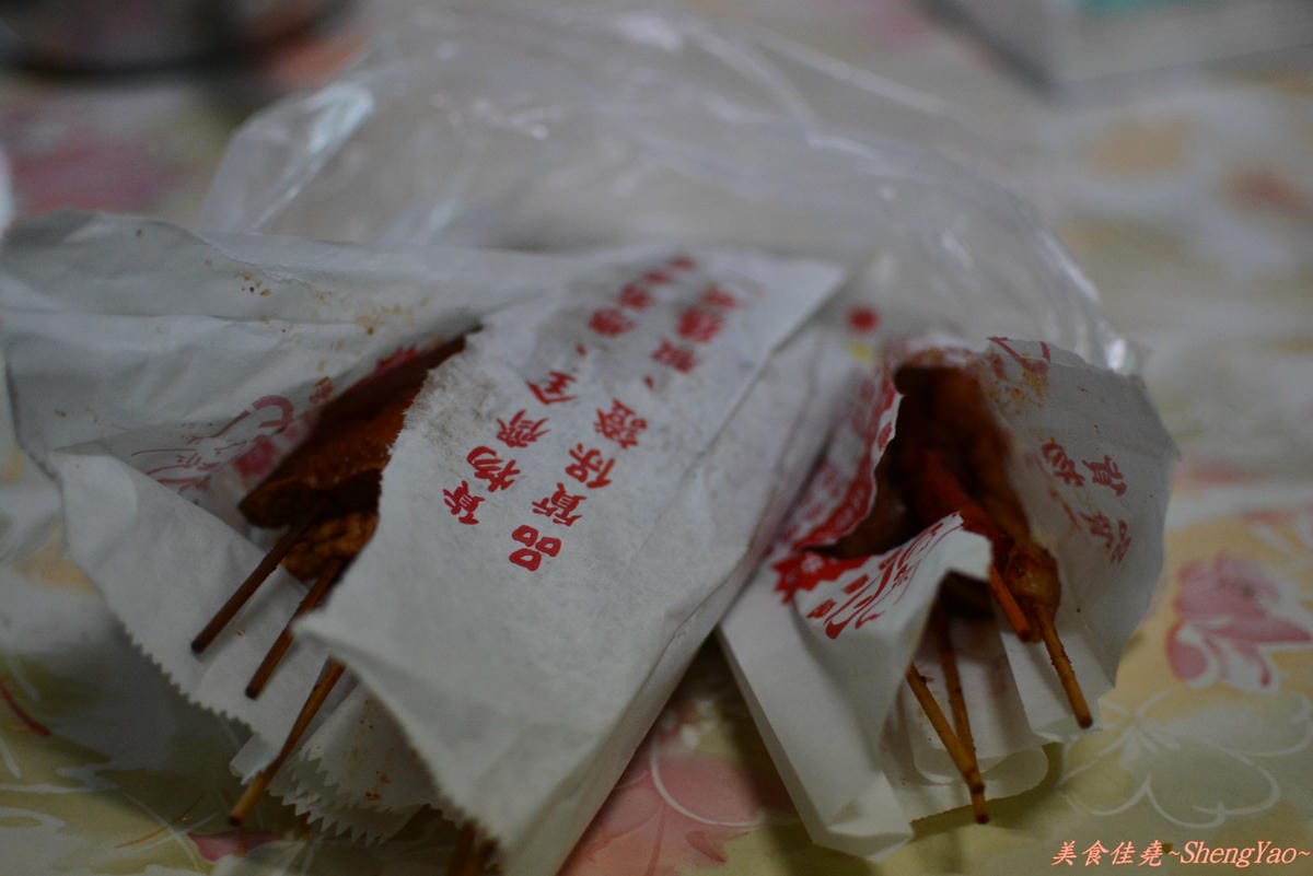 [台中沙鹿]亮吉碳烤 – 幾乎每樣食材都好好吃的便宜10元起碳烤。