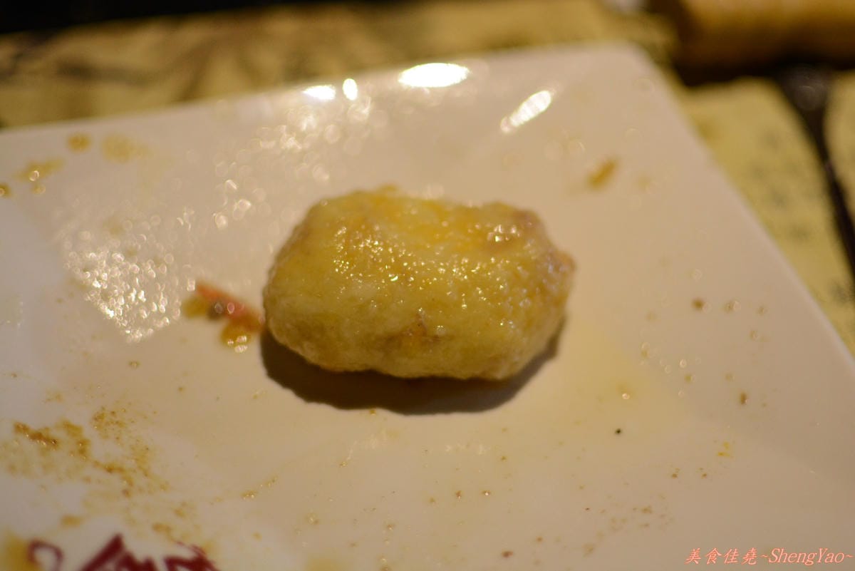 [台中西區]嗆頂級麻辣鴛鴦鍋吃到飽 中港店 – 759元帝王蟹、頂級鮑魚和天使紅蝦任你吃到飽。