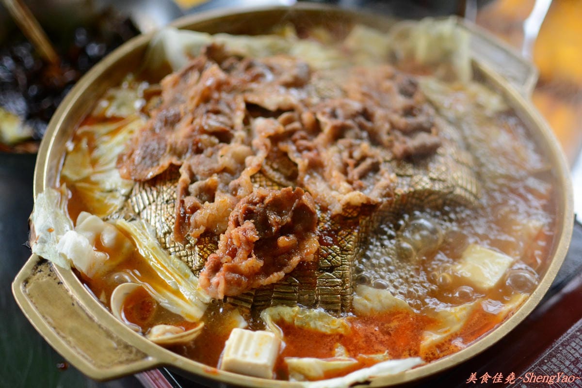 [台中東區]高麗屋 – C/P值高到爆、用餐時段客人也多到爆的韓式料理店