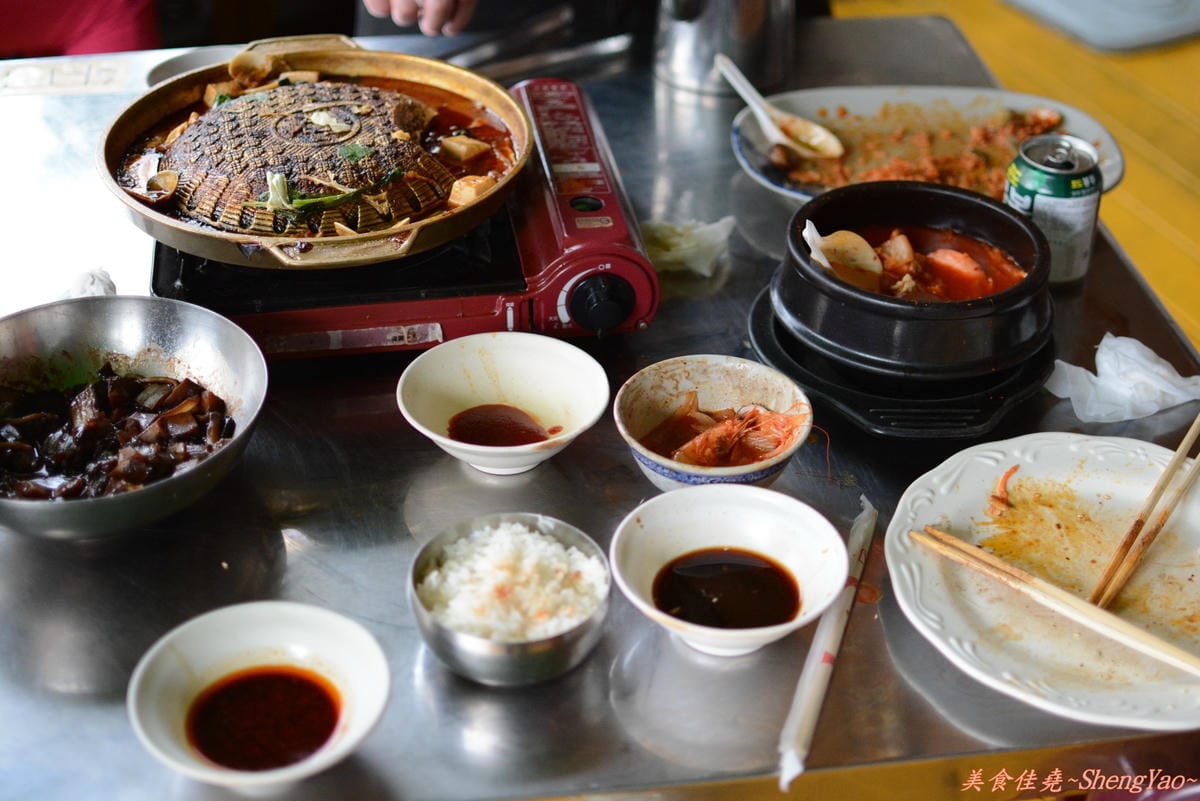 [台中東區]高麗屋 – C/P值高到爆、用餐時段客人也多到爆的韓式料理店