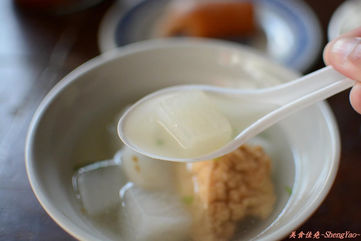 [台中沙鹿]拉仔麵 – 開幕沒多久的便宜傳統美食,有沒加辣差很多。