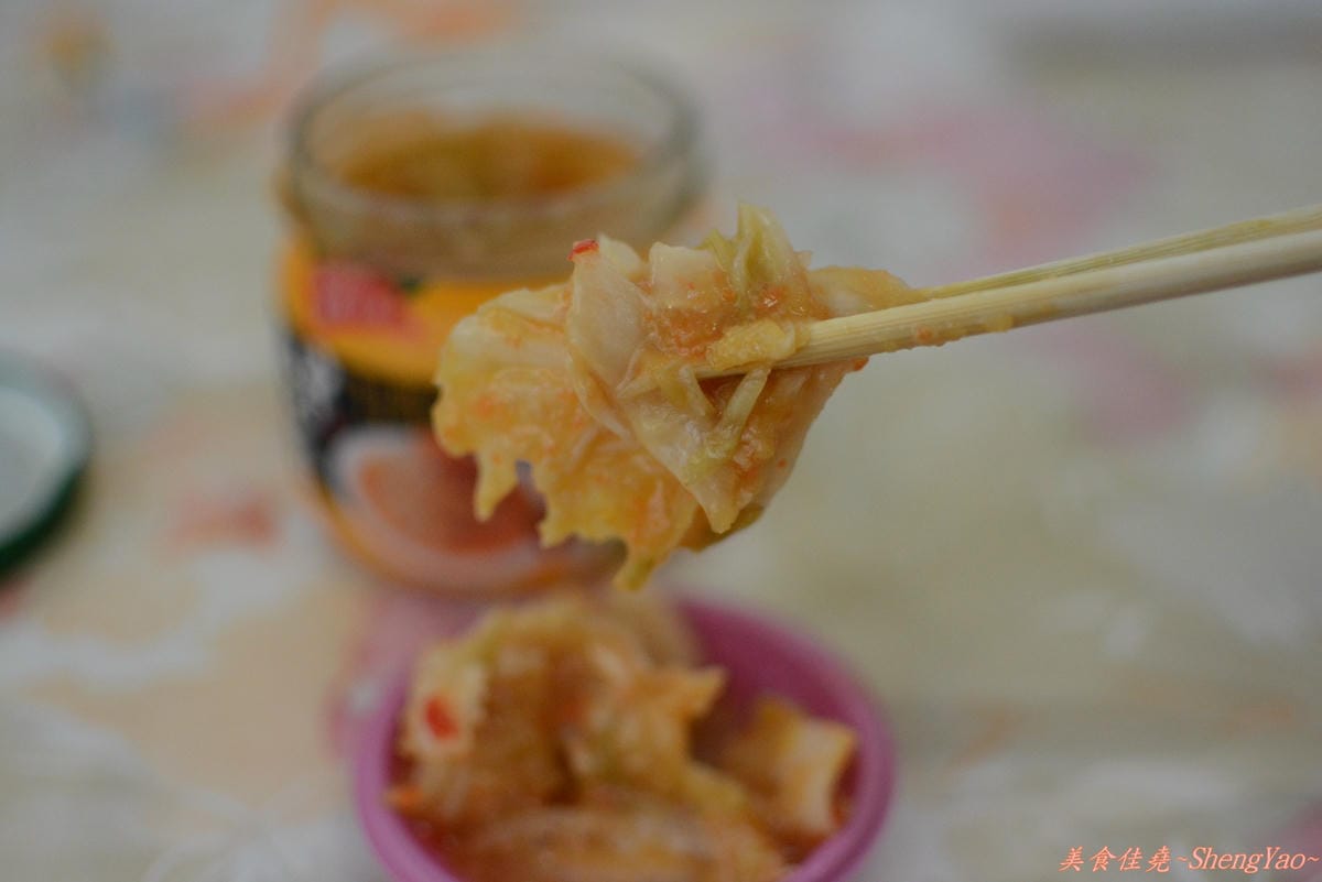 [嚐鮮]維力大乾麵”辣子雞”新口味 & 愛之味水果泡菜