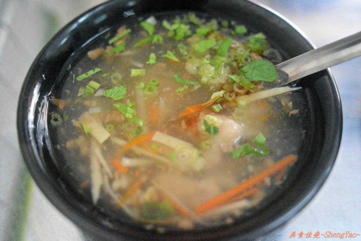 [台中清水]傳承擔仔麵(原”鴨松擔仔麵”) – 令人懷念的辣乾麵、肉羹湯、三合一回來了。