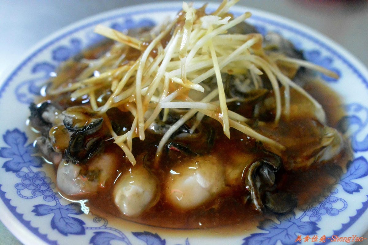 [台中清水]大嘉義火鷄肉飯 – 一不小心就會吃到破千元的老饕級雞肉飯。