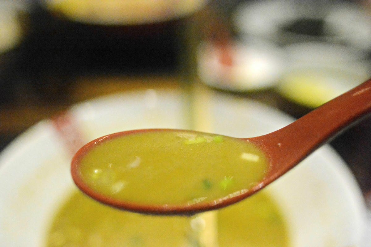 [台中西屯]ラーメン凪(NAGI)豚骨拉麵 台中老虎城店 – 不敢說宇宙最強,但應該是台中目前最強拉麵了(邀約試吃生田智志師傅採訪畫面)。