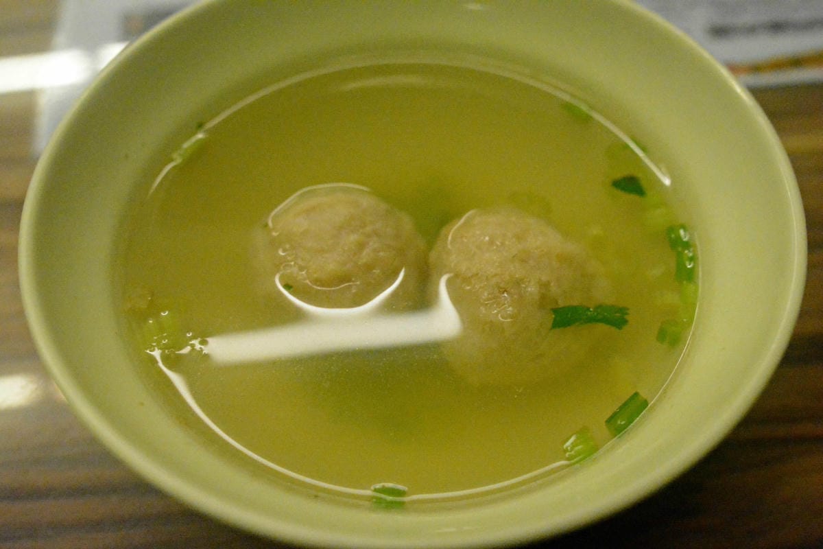 [台中西屯]虎尾阿嬤肉圓 – 媒體採訪報導過的百年歷史肉圓老店(原”吳興街虎尾阿嬤肉圓”)。