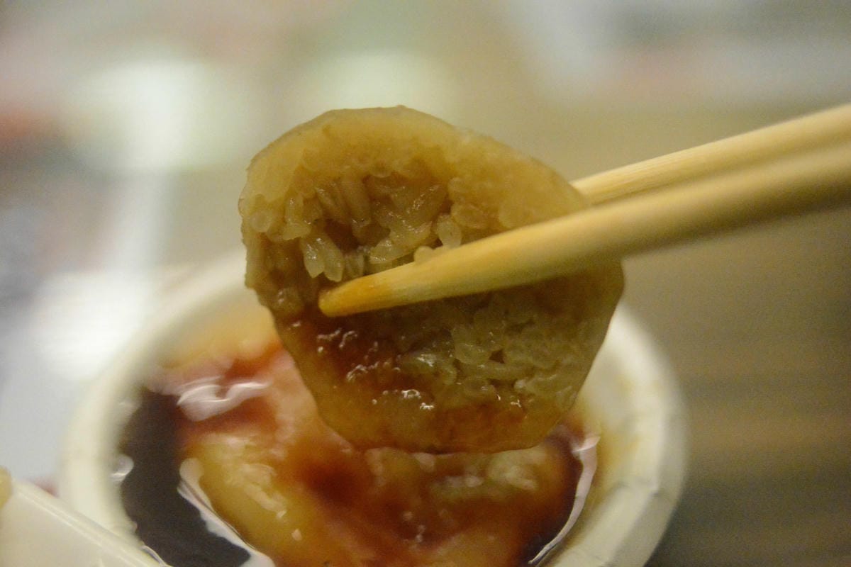 [台中西屯]虎尾阿嬤肉圓 – 媒體採訪報導過的百年歷史肉圓老店(原”吳興街虎尾阿嬤肉圓”)。