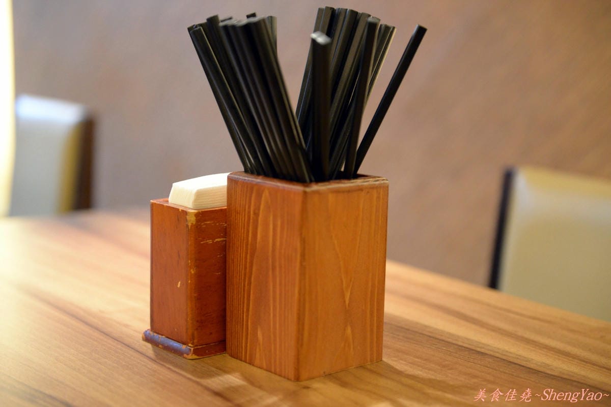 [台中北區]赤坂拉麵 崇德店 – 麵條不優,但是湯頭好,口味多變,份量大。(已歇業)