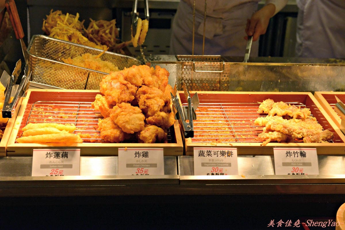 [台中西屯]丸龜製麵台中店 – 台中首間分店,丸龜製麵6號店正式開幕,我搶到黑雨傘啦