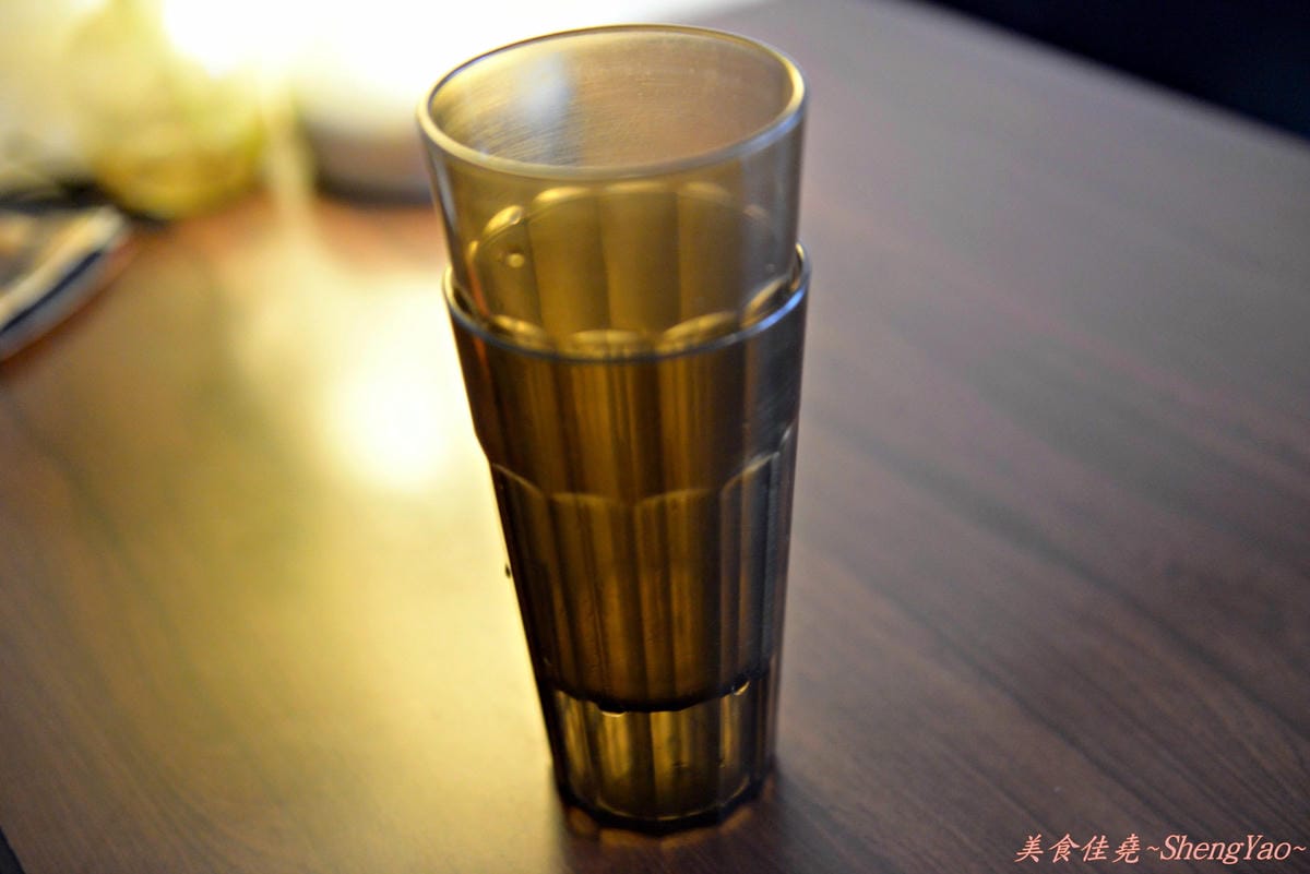 [台中龍井]味之初拉麵 – 東海商圈巷弄內的美味拉麵,台式拉麵好吃,內用三種飲料免費任你喝。