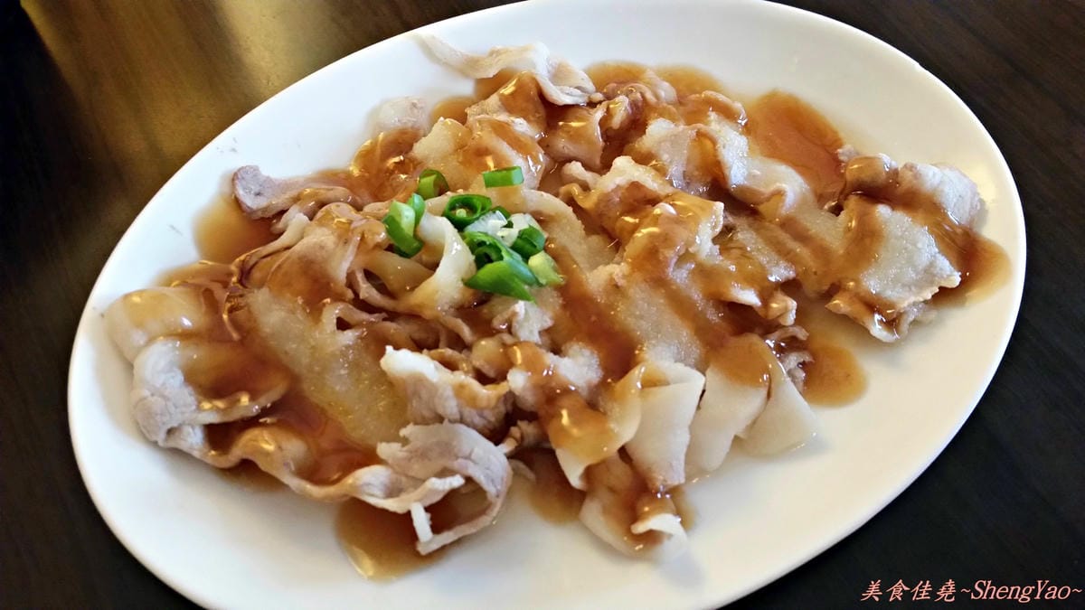 [台中龍井]味之初拉麵 – 東海商圈巷弄內的美味拉麵,台式拉麵好吃,內用三種飲料免費任你喝。