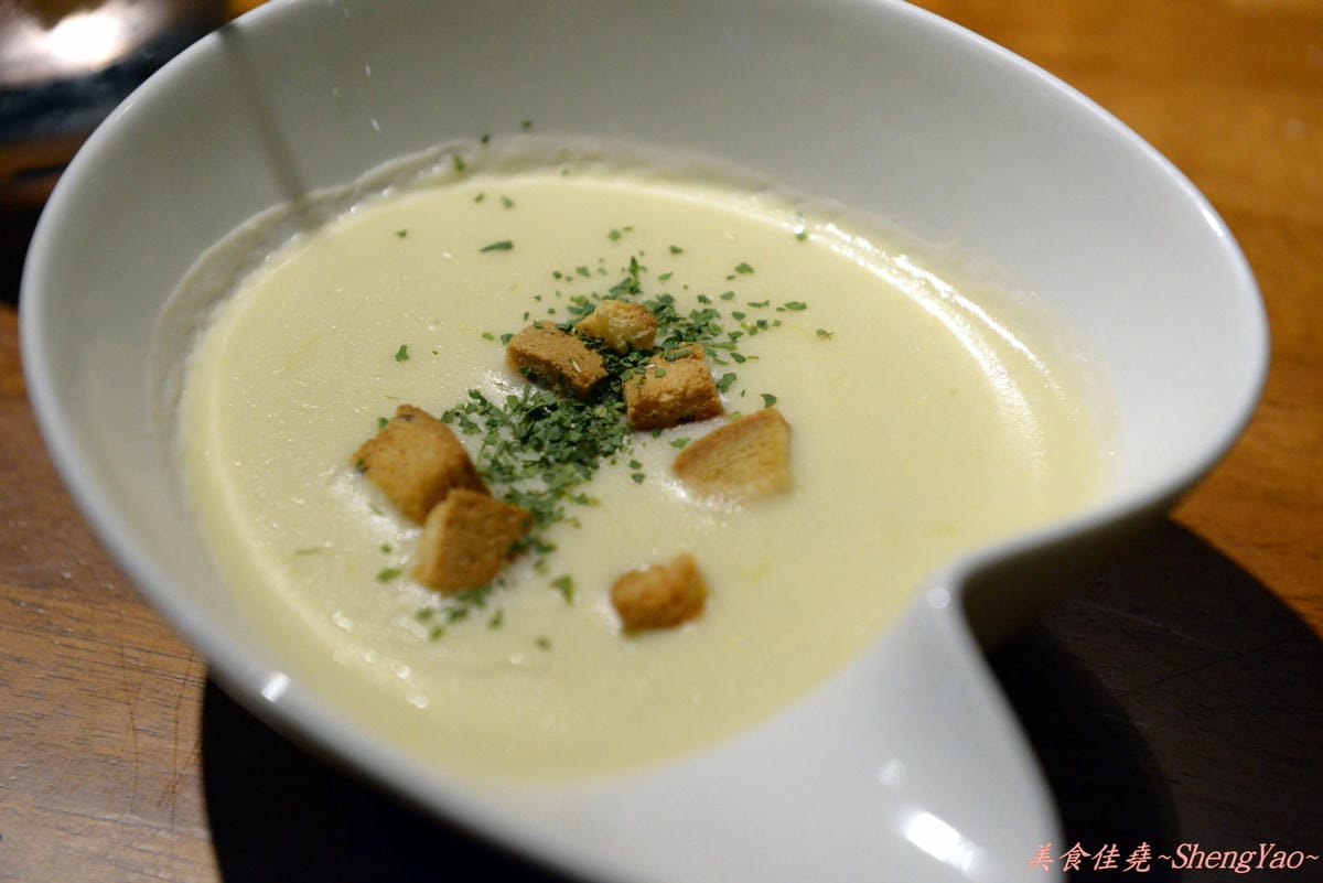 [台中南屯]Second Floor Cafe台中公益店 – 台北重量級早午餐來台中開店囉,東西好吃、份量足、環境舒適,用餐讓你有溫馨如家的感覺