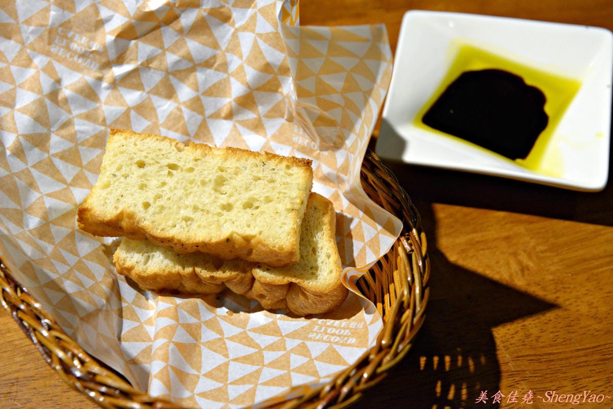 [台中南屯]Second Floor Cafe台中公益店 – 台北重量級早午餐來台中開店囉,東西好吃、份量足、環境舒適,用餐讓你有溫馨如家的感覺