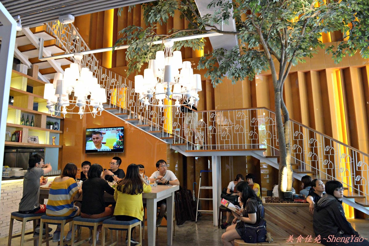 [台中南屯]Second Floor Cafe台中公益店 – 台北重量級早午餐來台中開店囉,東西好吃、份量足、環境舒適,用餐讓你有溫馨如家的感覺