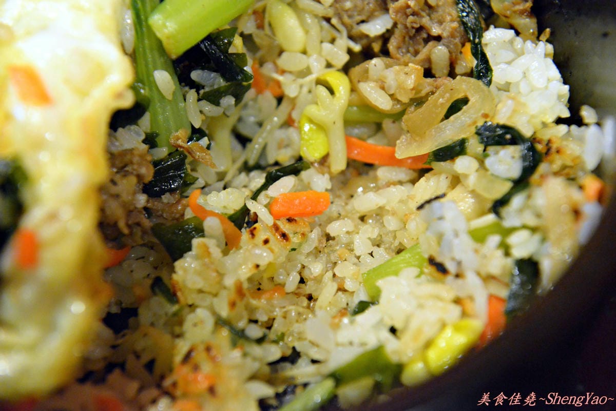 [台中龍井]大紅袍韓式美食館 – 東海商圈終於也有好吃的韓式料理了,讓人一吃就停不了口的韓國冬粉 !!(已歇業)