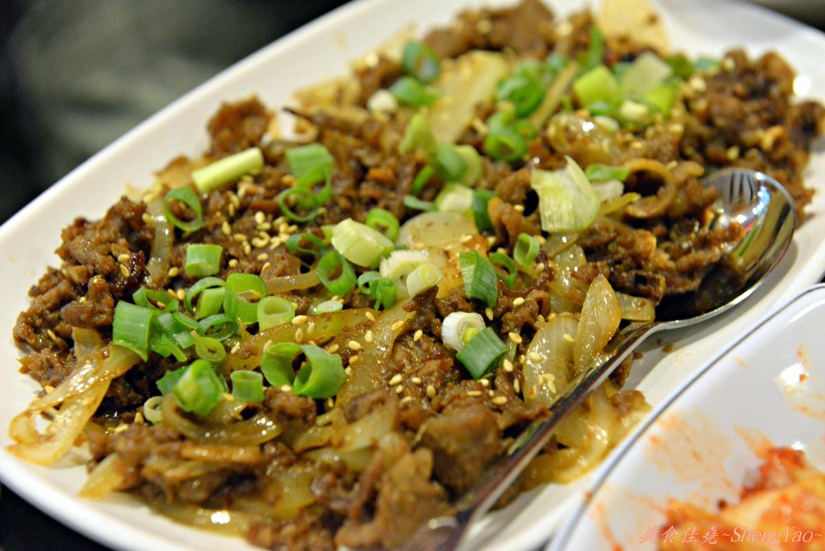 [台中龍井]大紅袍韓式美食館 – 東海商圈終於也有好吃的韓式料理了,讓人一吃就停不了口的韓國冬粉 !!(已歇業)