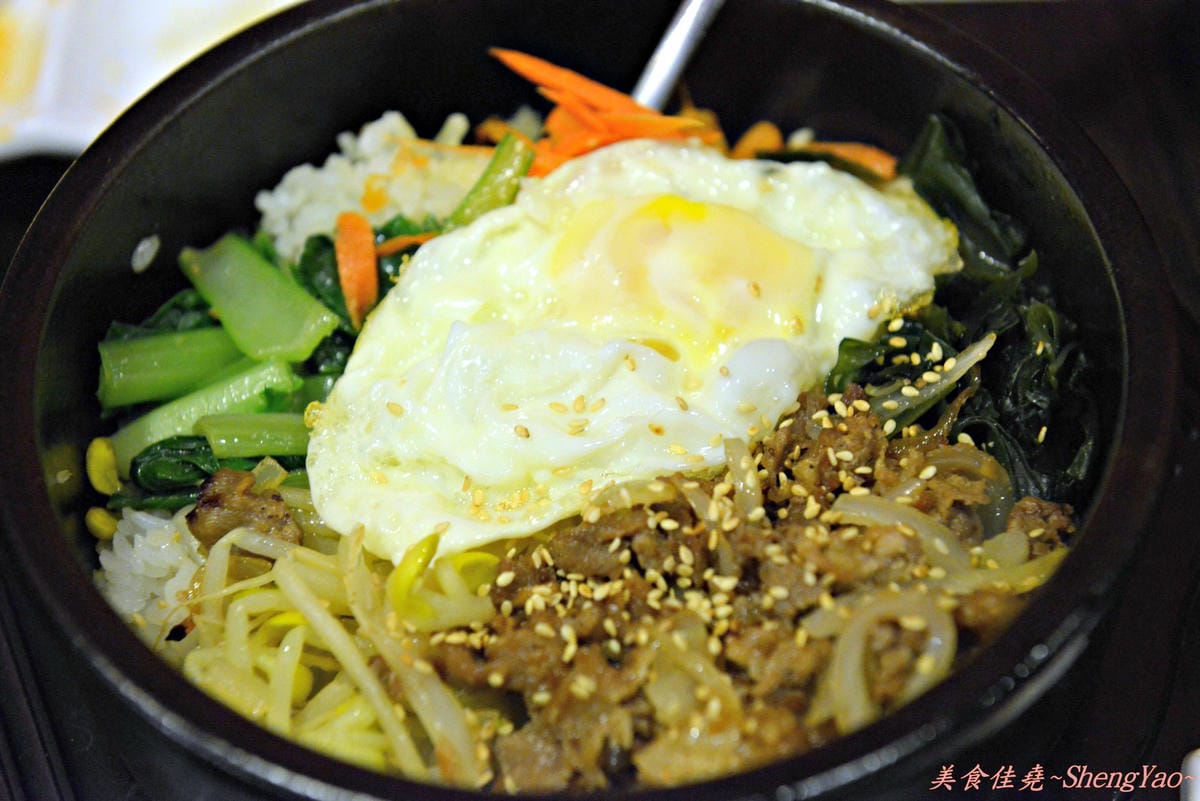 [台中龍井]大紅袍韓式美食館 – 東海商圈終於也有好吃的韓式料理了,讓人一吃就停不了口的韓國冬粉 !!(已歇業)