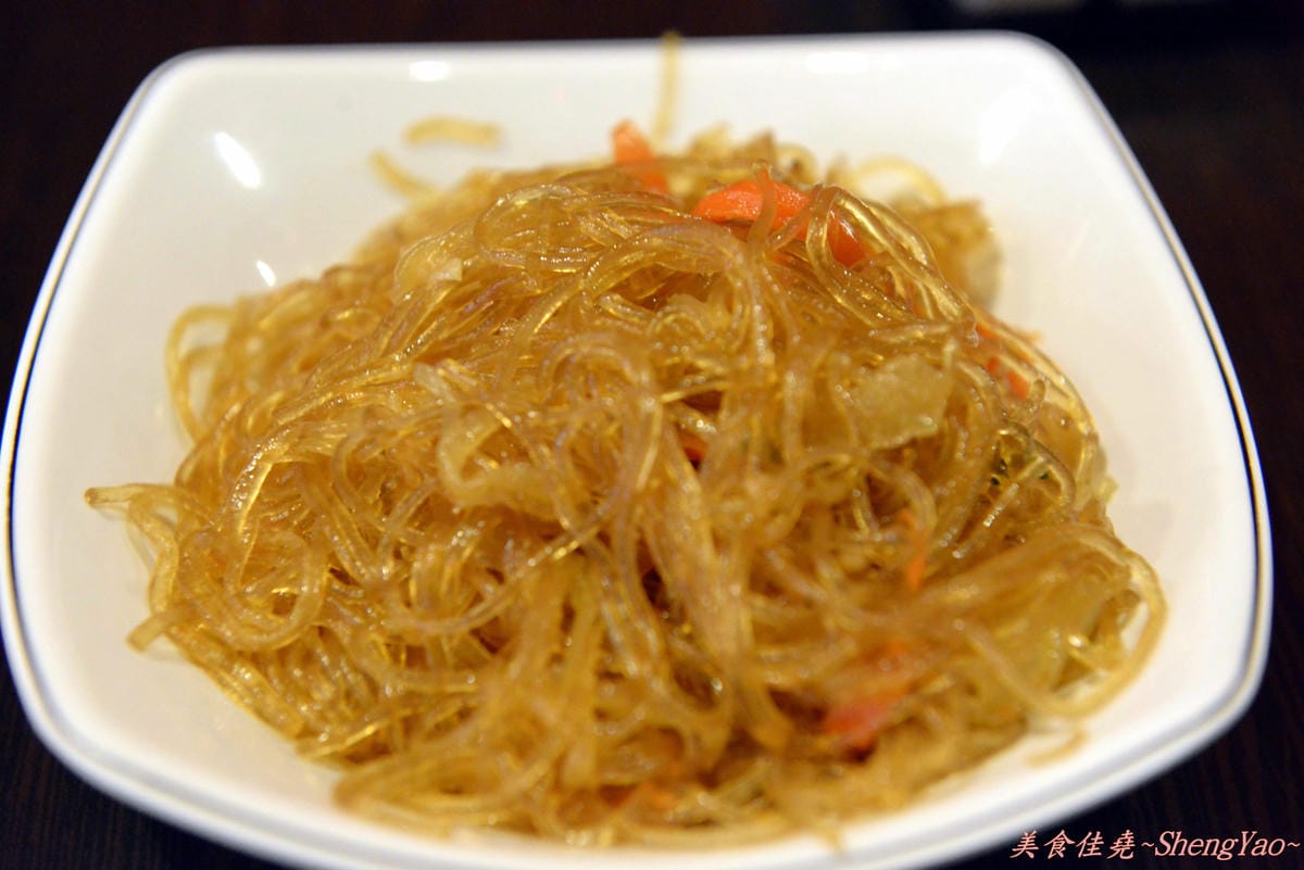 [台中龍井]大紅袍韓式美食館 – 東海商圈終於也有好吃的韓式料理了,讓人一吃就停不了口的韓國冬粉 !!(已歇業)