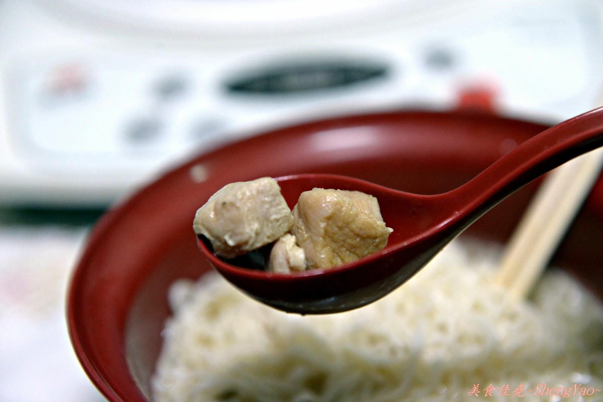[網購美食]阿舍乾麵新口味 – 究濃系列”麻辣牛肉麵”、”麻油雞麵”。(文末送4組20包阿舍乾麵)