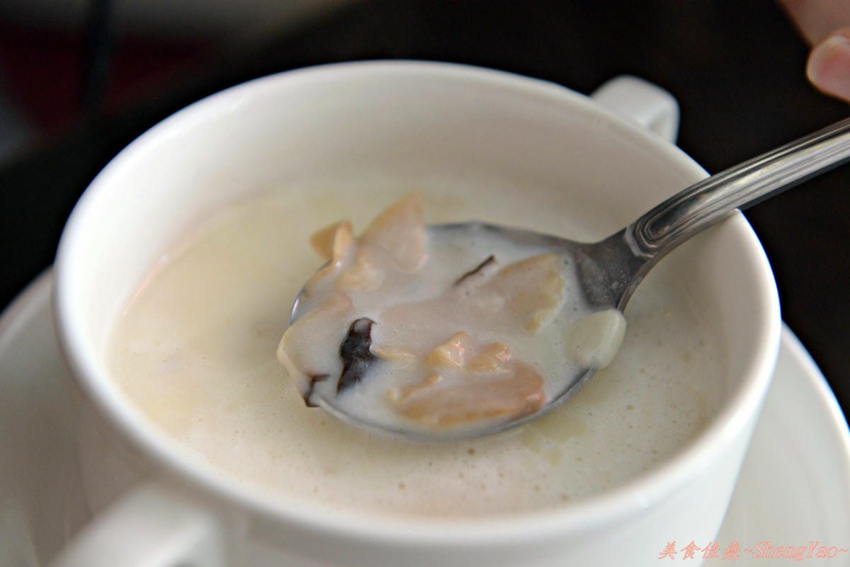 [台中西屯]布可斯義 BECAUSEi cafe – 新開幕的義式餐館,食材新鮮,起司風度鍋超好吃 !! (已遷移沙鹿)