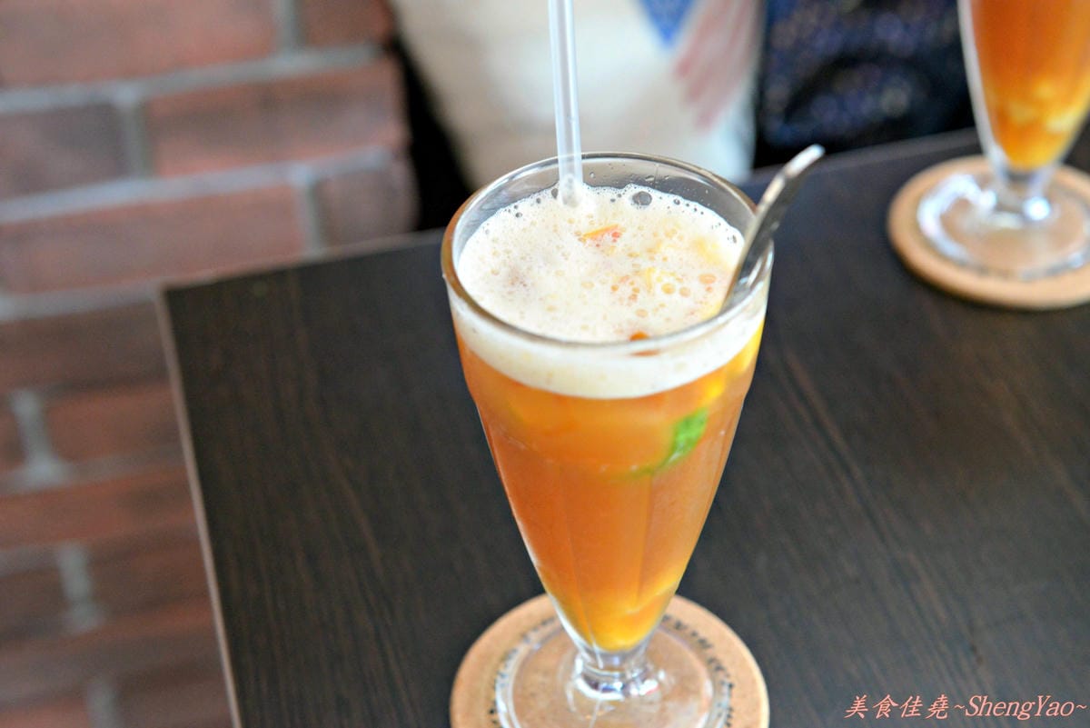 [台中西屯]布可斯義 BECAUSEi cafe – 新開幕的義式餐館,食材新鮮,起司風度鍋超好吃 !! (已遷移沙鹿)