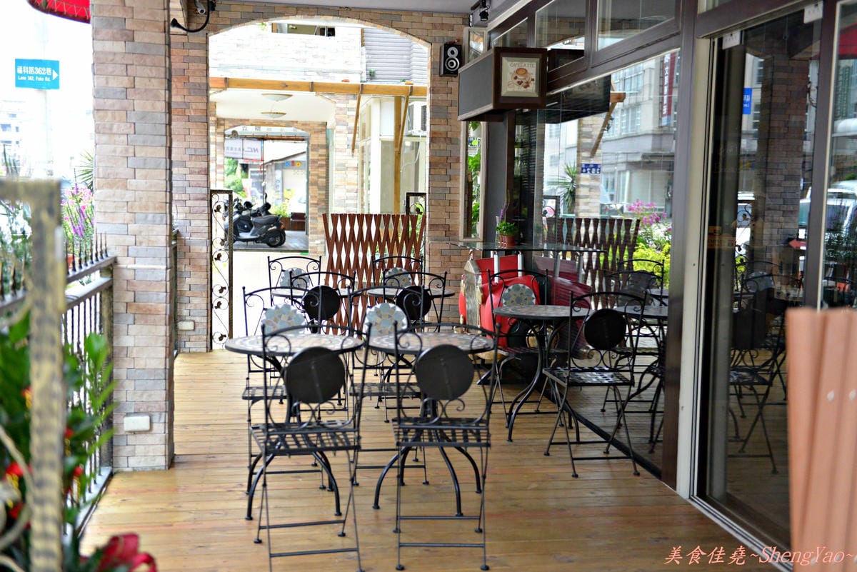 [台中西屯]布可斯義 BECAUSEi cafe – 新開幕的義式餐館,食材新鮮,起司風度鍋超好吃 !! (已遷移沙鹿)