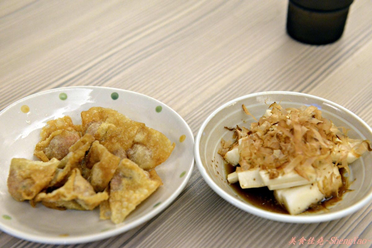 [台中]佐佐木拉麵 – 裝潢用心氣氛佳,服務和餐點很有問題。(已歇業)