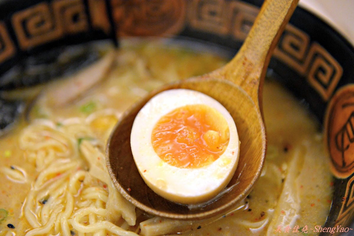 [台中]佐佐木拉麵 – 裝潢用心氣氛佳,服務和餐點很有問題。(已歇業)