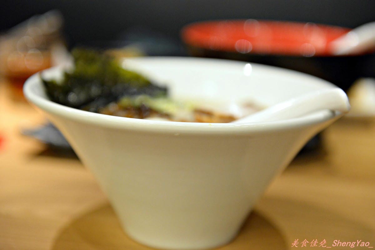[台中西屯]博多一風堂 新光三越中港店 – 7/25開始試營運的”博多一風堂”台中分店,偏鹹重口味,還不錯吃。