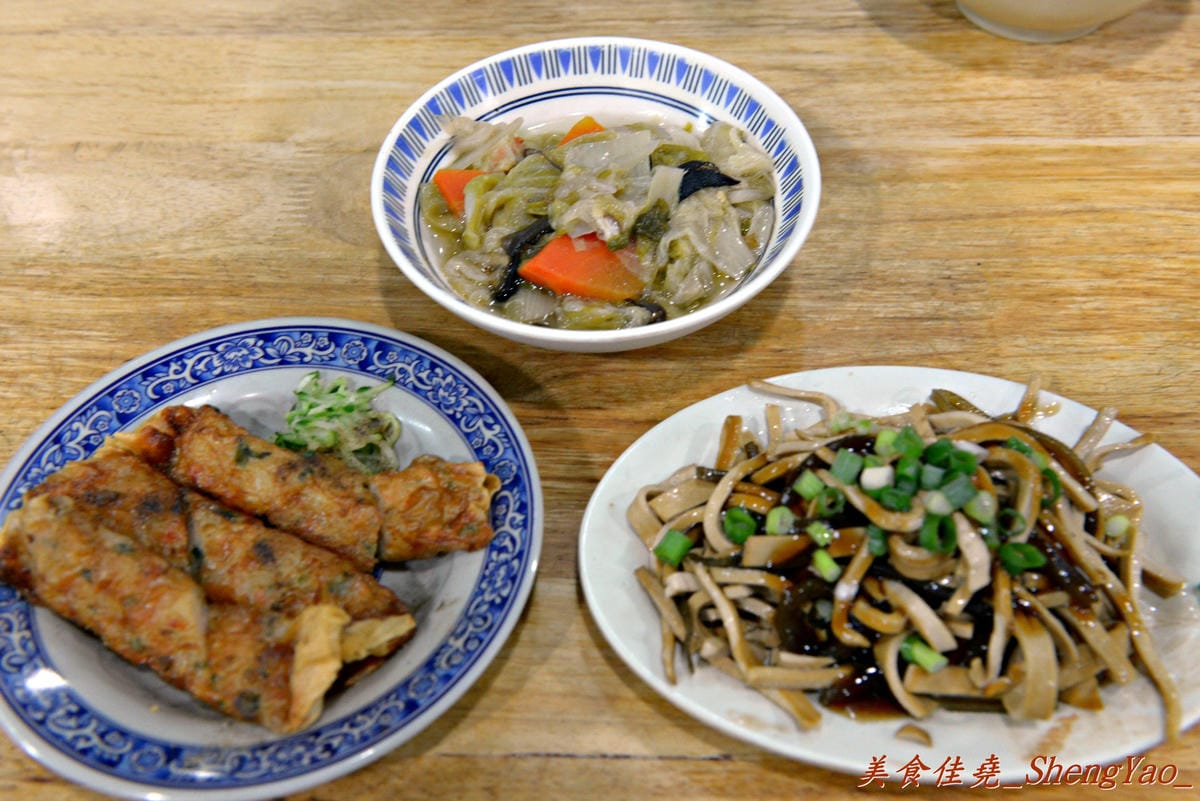 [台中沙鹿]北港焢肉飯 – 沙鹿在地有名的焢肉飯,吃宵夜的好地方。(火災店內毀損已停業)