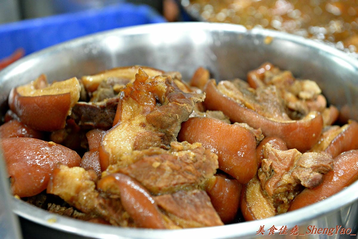[台中沙鹿]北港焢肉飯 – 沙鹿在地有名的焢肉飯,吃宵夜的好地方。(火災店內毀損已停業)