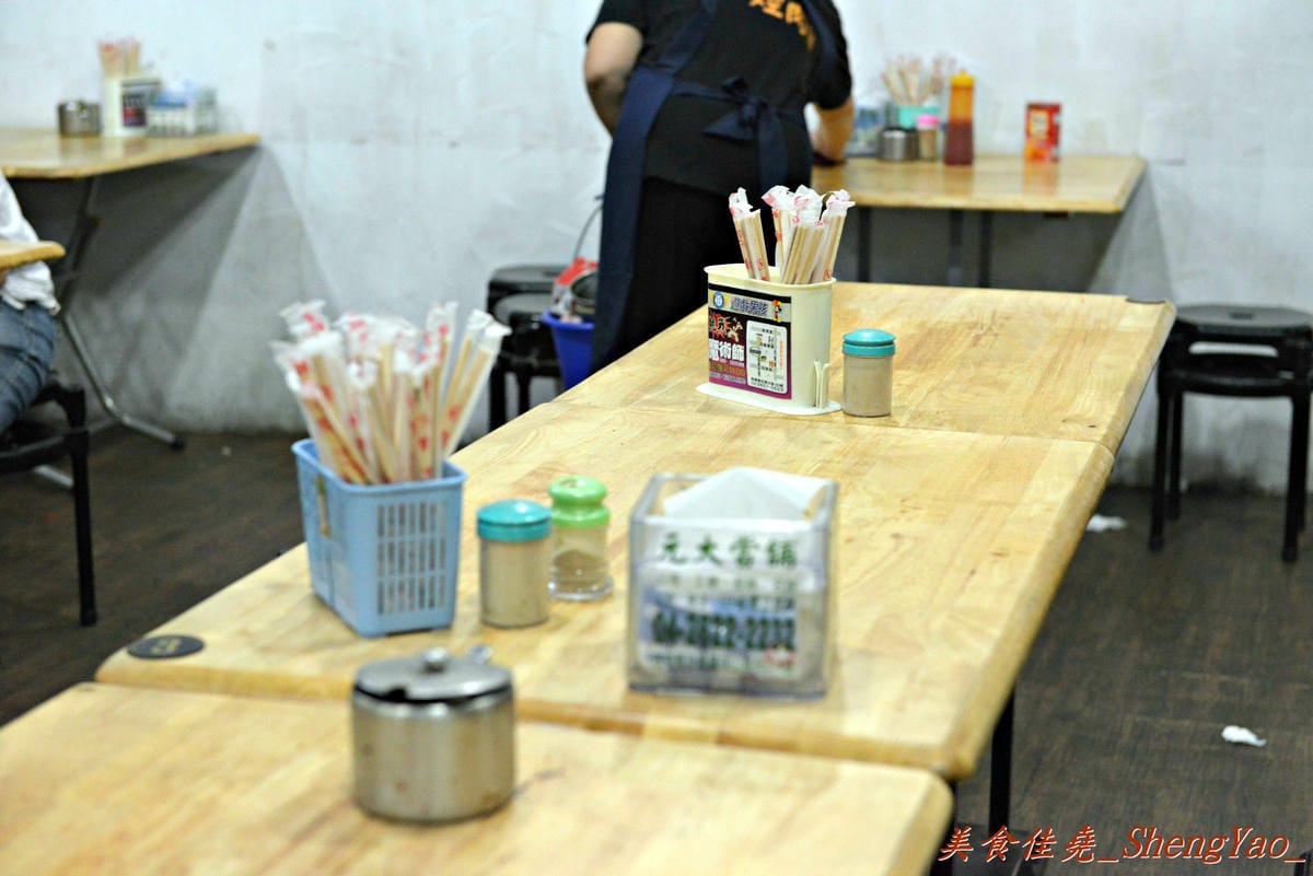 [台中沙鹿]北港焢肉飯 – 沙鹿在地有名的焢肉飯,吃宵夜的好地方。(火災店內毀損已停業)