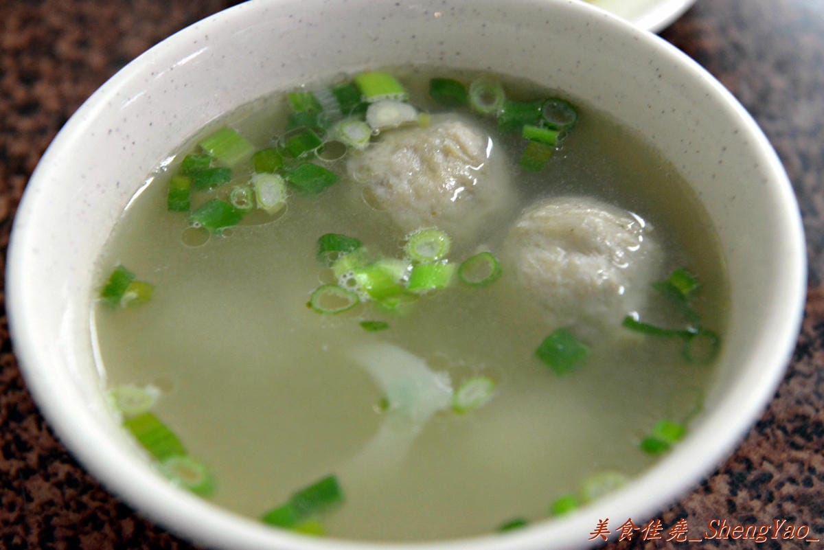 [台中大雅]阿婆店肉燥飯 – 大雅不少人推薦的好吃肉燥飯、腳庫飯、爌肉飯。