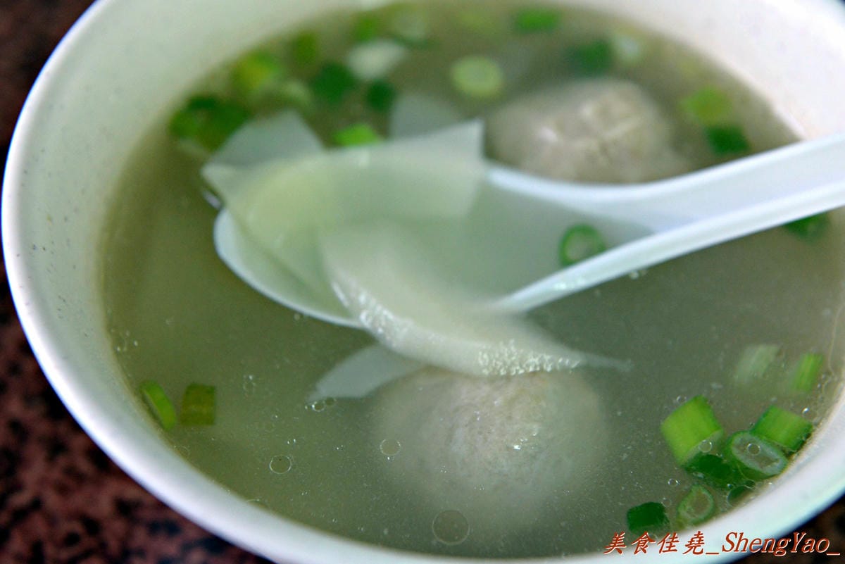 [台中大雅]阿婆店肉燥飯 – 大雅不少人推薦的好吃肉燥飯、腳庫飯、爌肉飯。
