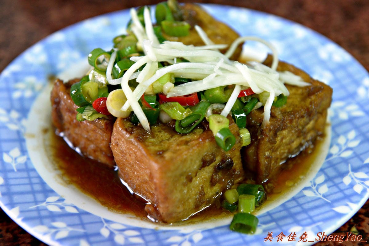 [台中大雅]阿婆店肉燥飯 – 大雅不少人推薦的好吃肉燥飯、腳庫飯、爌肉飯。
