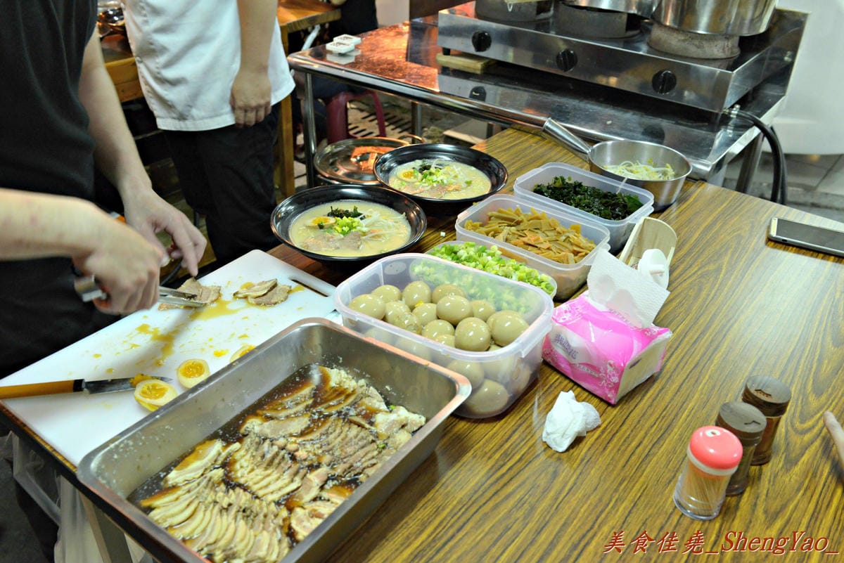 [台中北區]秘密日式拉麵 – 平價深夜美味拉麵再現,排Men拉麵不如來這家吃吧 !!(已遷至公園路91號)