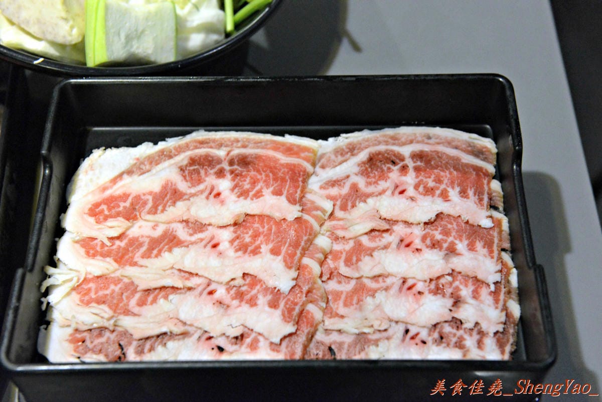 [台中豐原]湯駅火鍋吃到飽 – 百貨公司內,不到400元的價格,新鮮食材讓你吃到飽。(已歇業)
