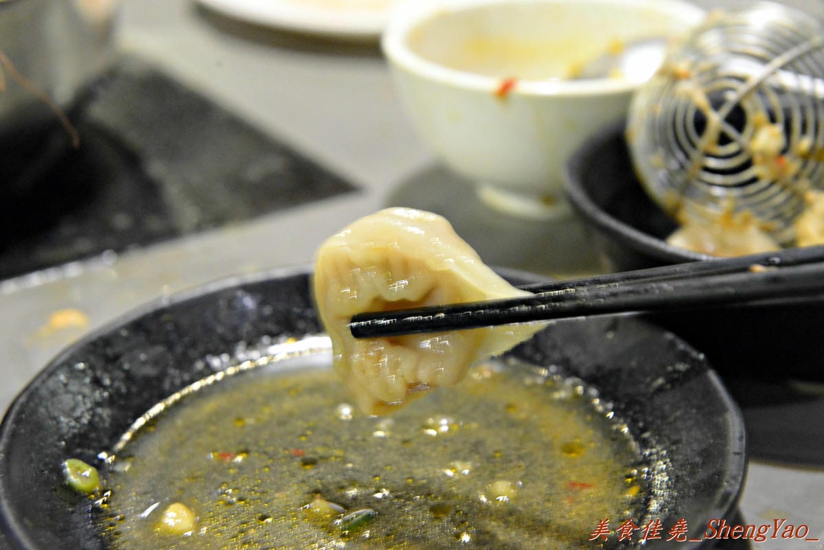 [台中豐原]湯駅火鍋吃到飽 – 百貨公司內,不到400元的價格,新鮮食材讓你吃到飽。(已歇業)